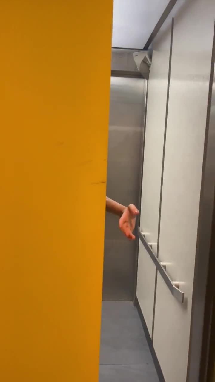Video 1364637 from Megan Bitchell