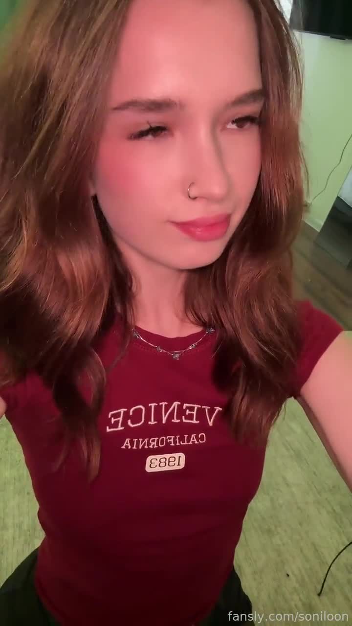Video 1365650 from Soniloon