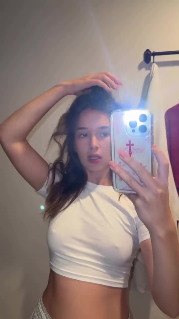 Video 1365741 from Soniloon