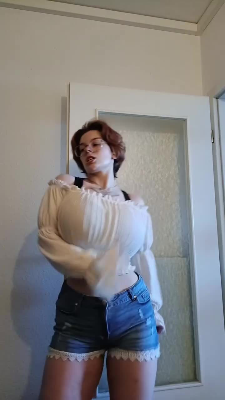 Video 1367450 from Glossygirl093 / Tanja Bryks