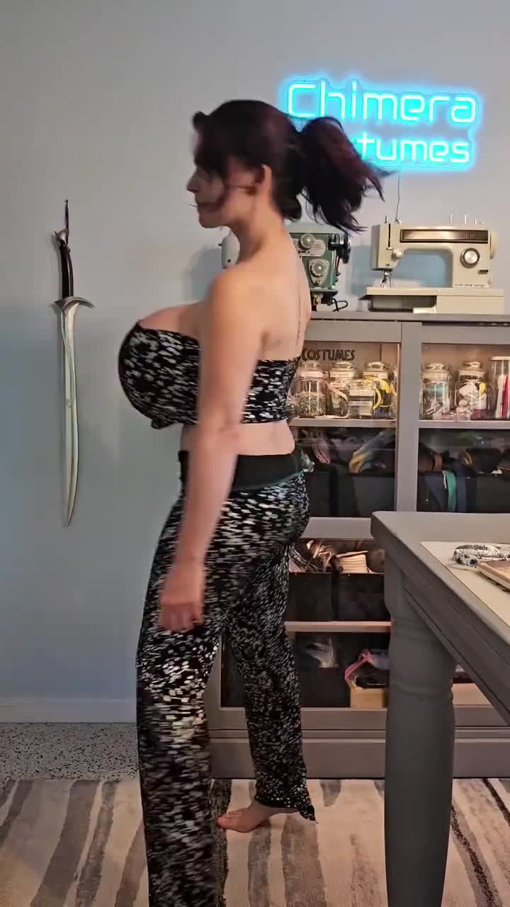 Video 1368385 from chimeracostumes
