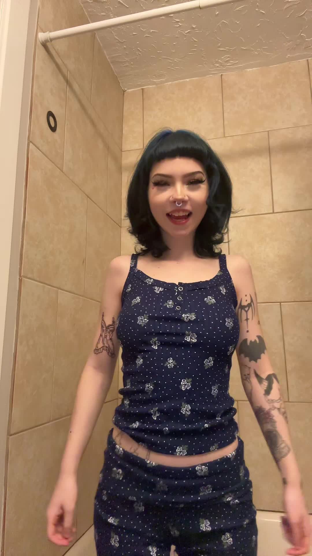 Video 1368787 from xxVioletAddamsxx
