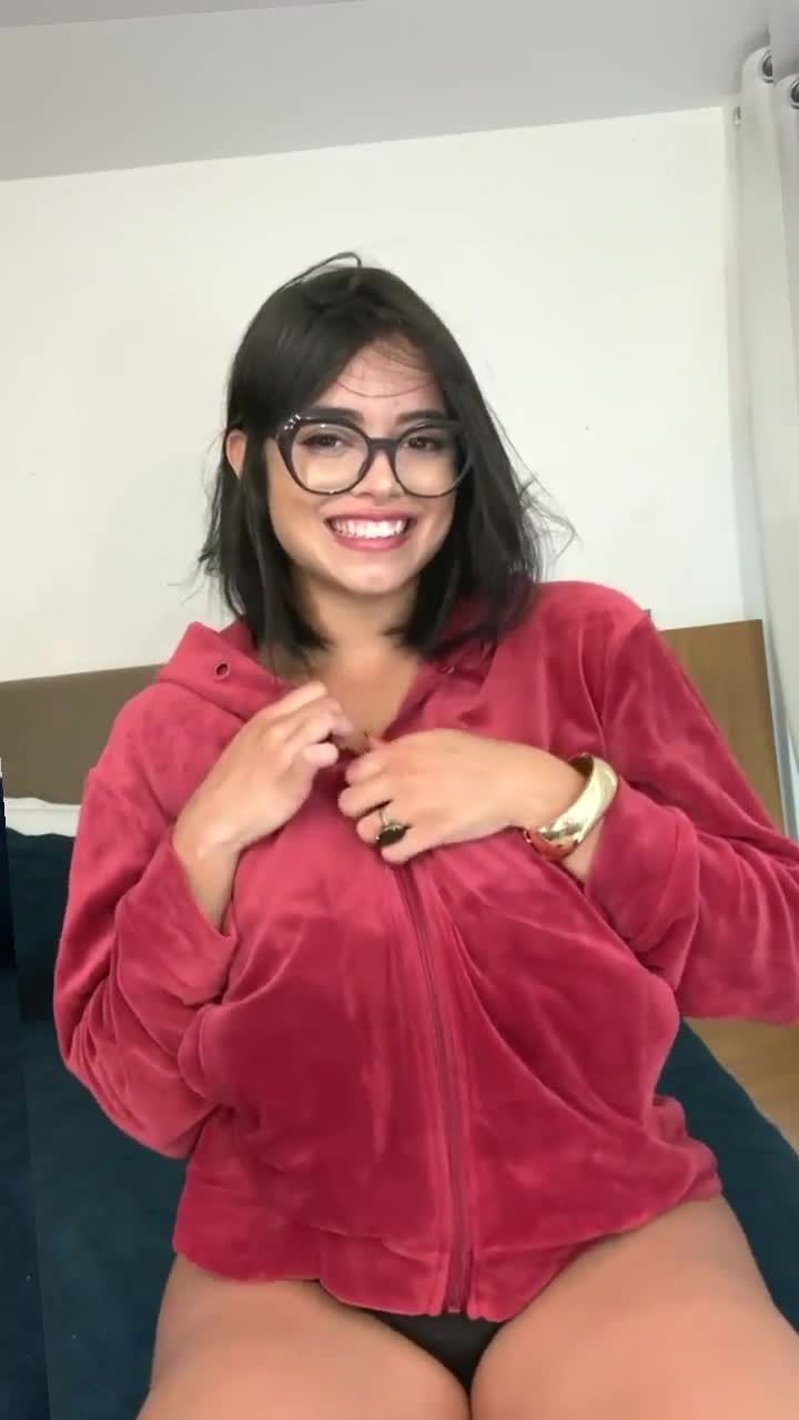 Video 1368852 from livvycherry | leevy