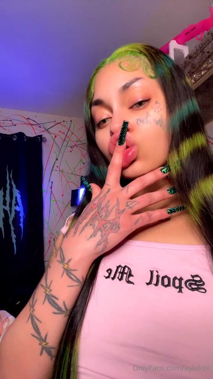 Video 1370379 from Ayleks