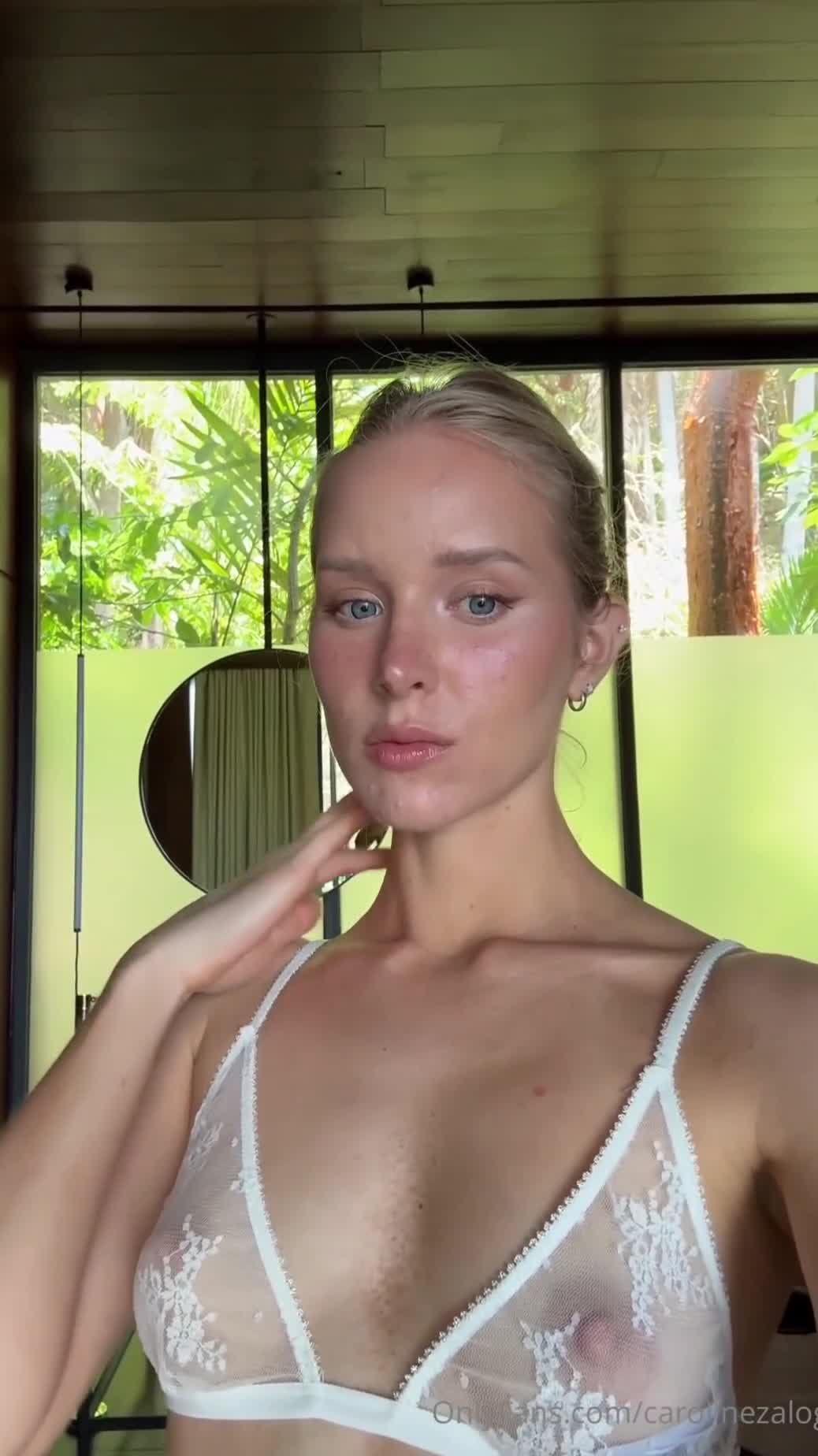 Video 1370724 from Caroline Zalog