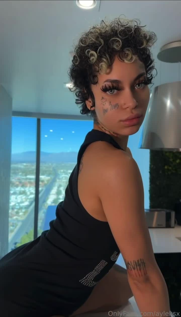 Video 1370803 from Ayleks