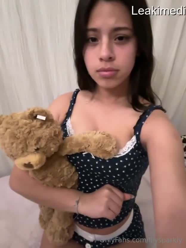 Video 1375473 from Lilysparkly