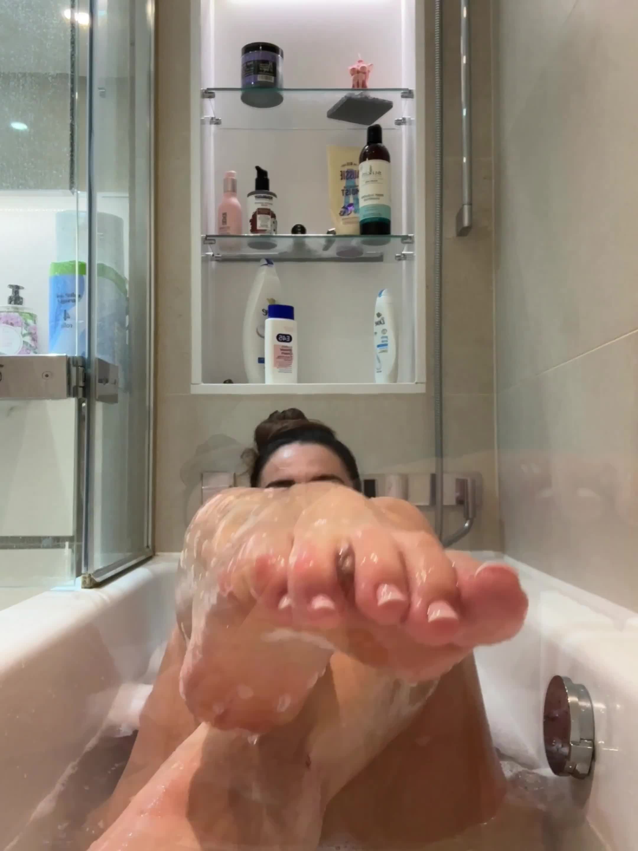 Video 1375350 from Miss Raissa Nur | Raissa Bellini