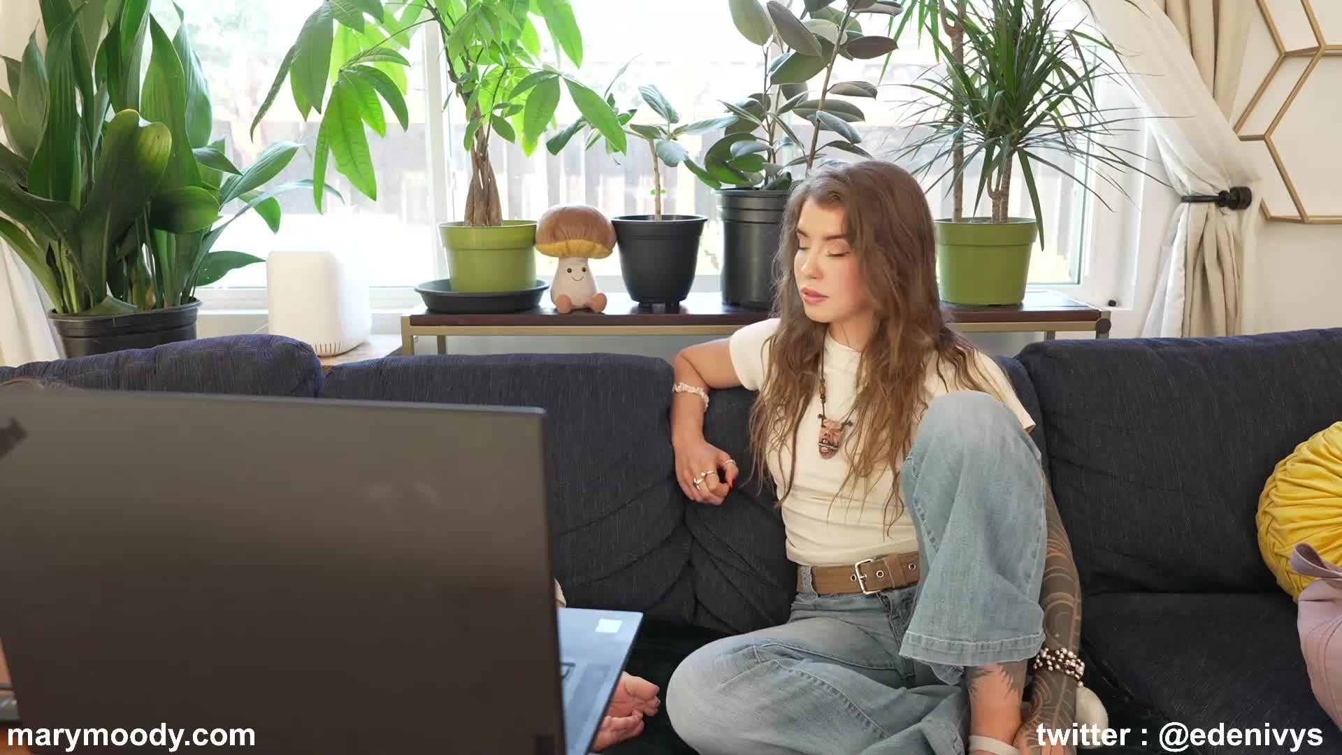 Video 1376275 from Eden Ivy