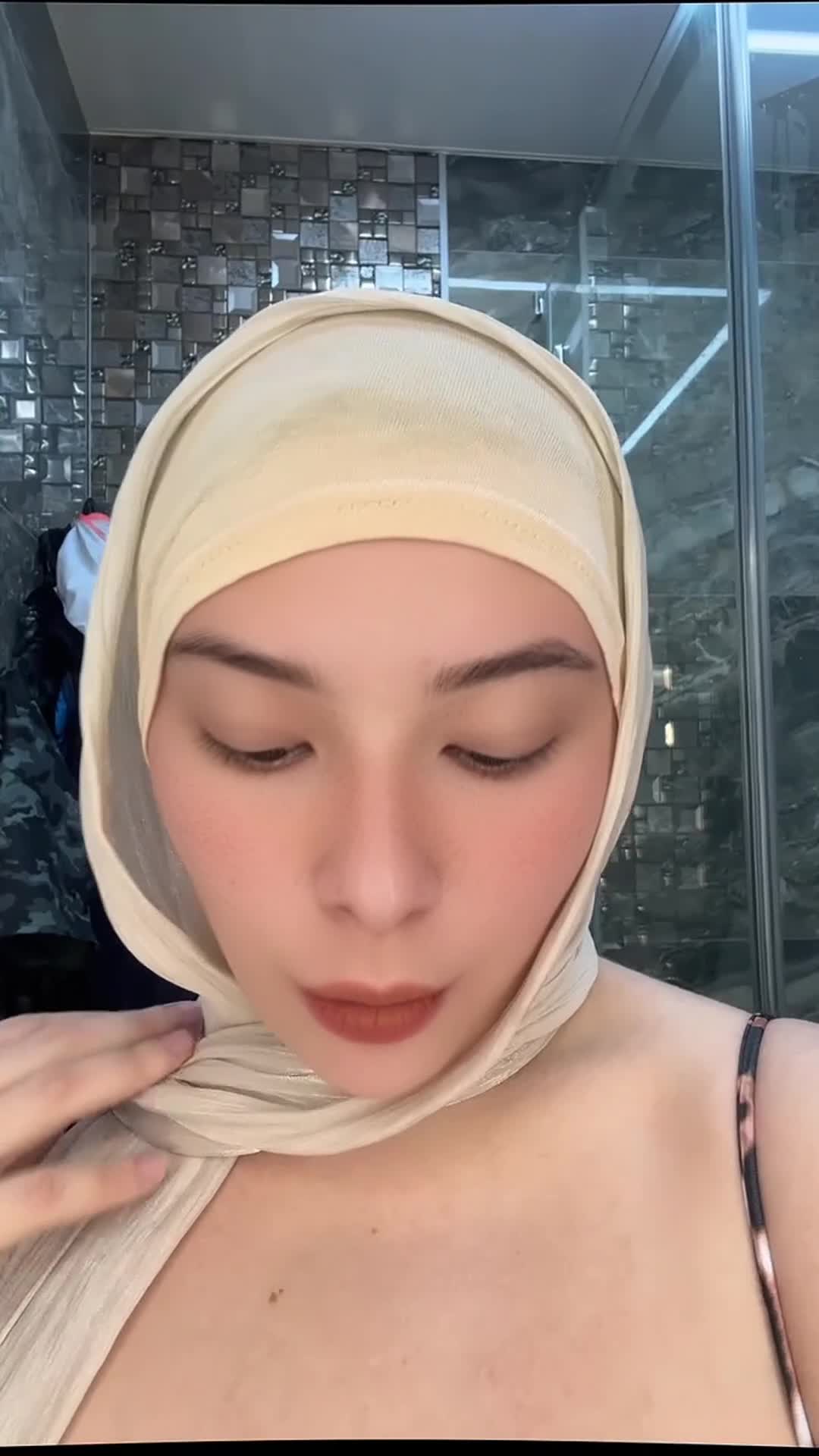 Video 1380321 from Anastasia Ostrowska / ovelyn