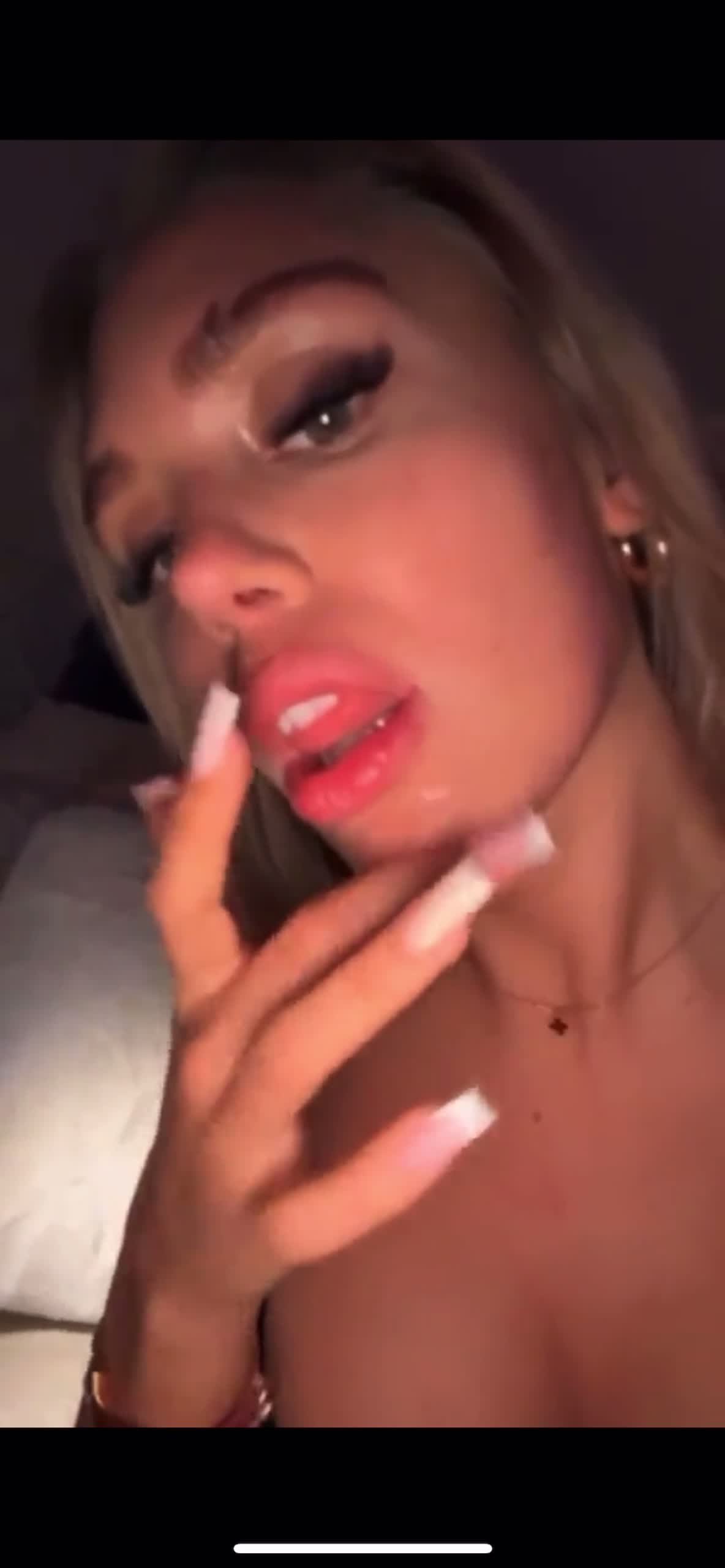 Video 1385576 from Katharina Amalia