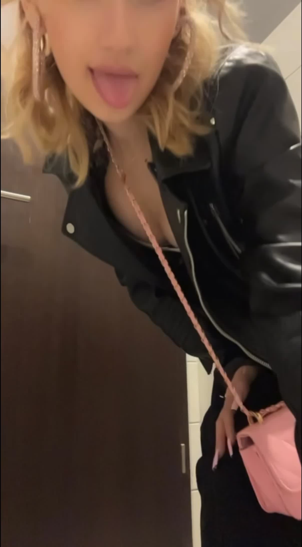Video 1385606 from Selina.orz