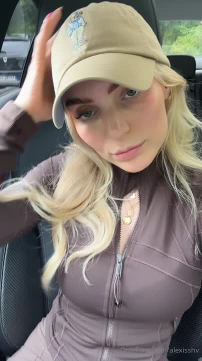 Alexisshv — Topless In A Car thumbnail