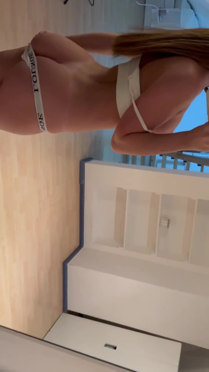 Video 1388084 from Helenaakln