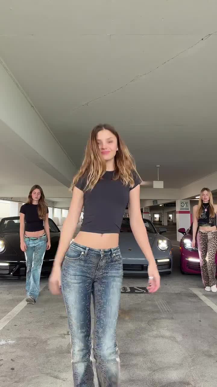 Video 1388641 from Dasha Komarova / Darya Komarova / Odarka Komarova