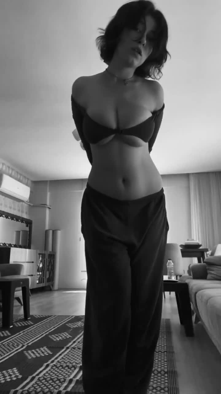 Video 1389025 from Cansu Çakal / cansucakal