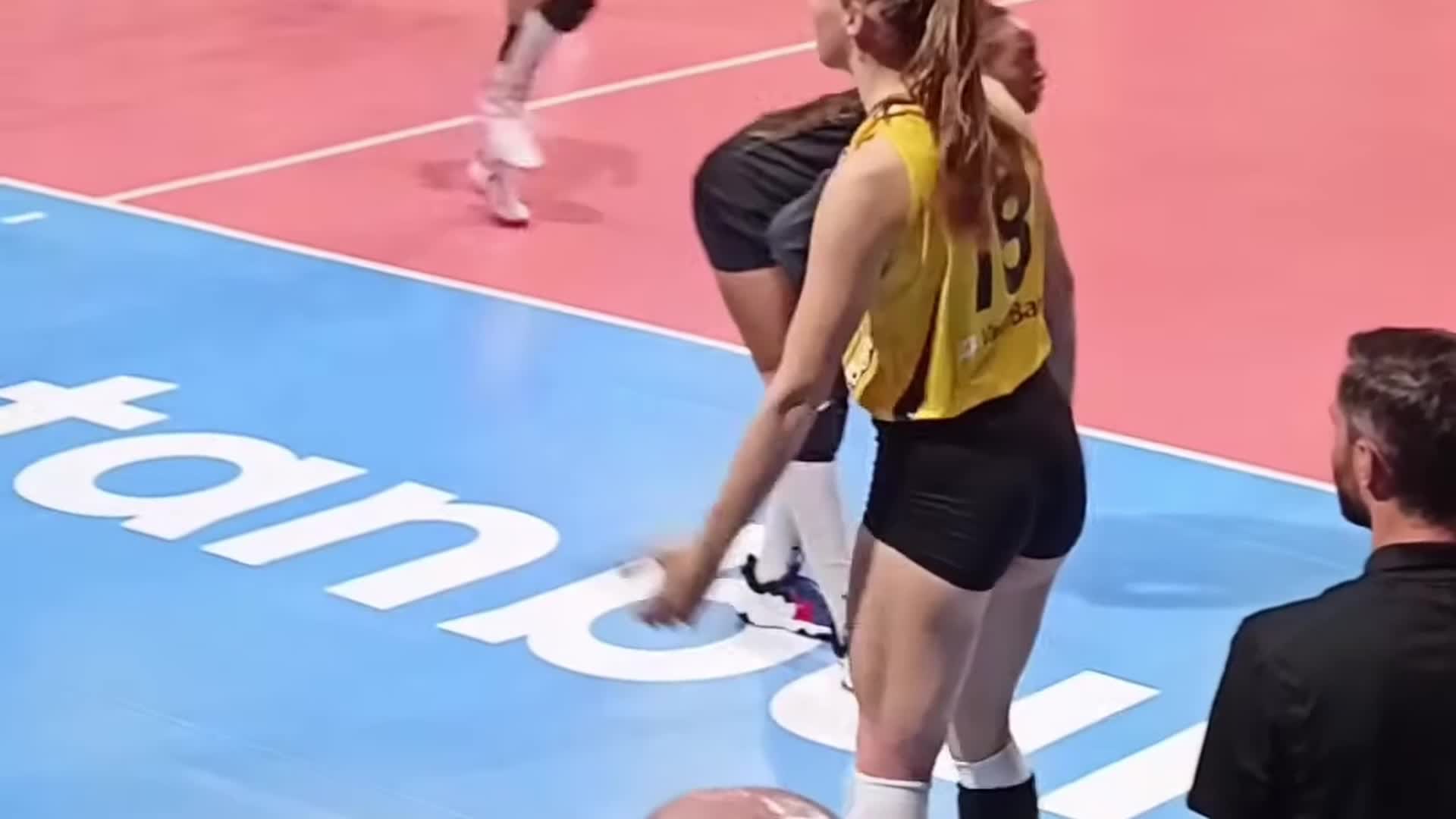 Video 1389528 from Zehra Güneş