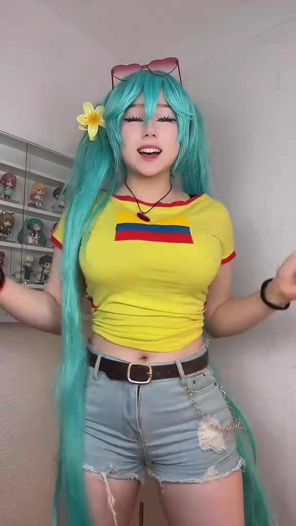 Video 1391589 from Upminaa