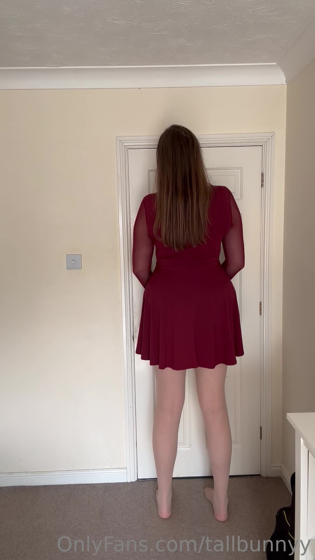 Video 1392070 from Katie Woolls / tallgirlkatie