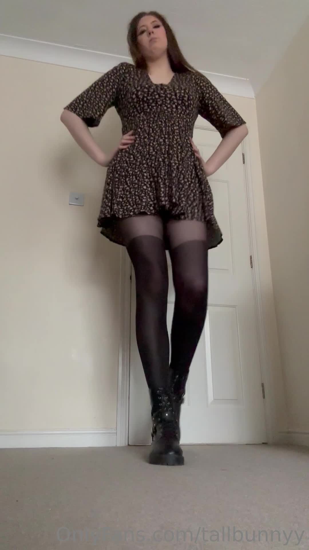 Video 1392077 from Katie Woolls / tallgirlkatie