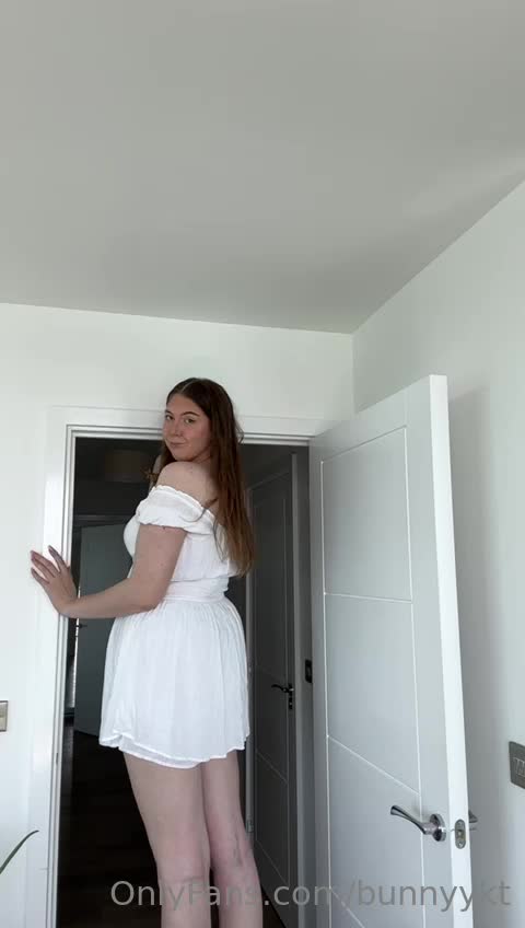 Video 1392133 from Katie Woolls / tallgirlkatie