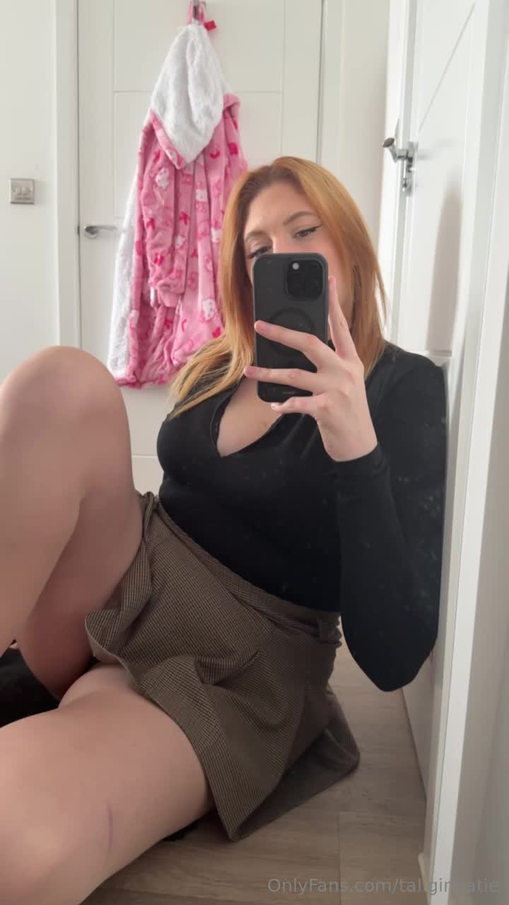 Video 1392146 from Katie Woolls / tallgirlkatie