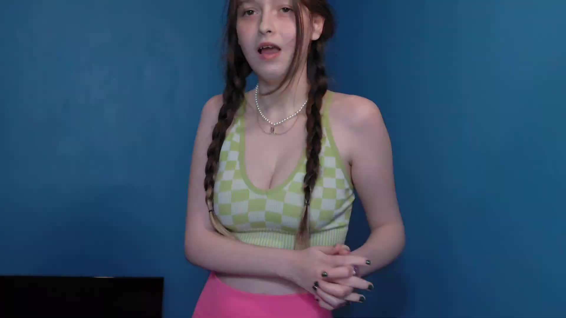 Video 1395368 from unoangryone | vonthedon | Veronica