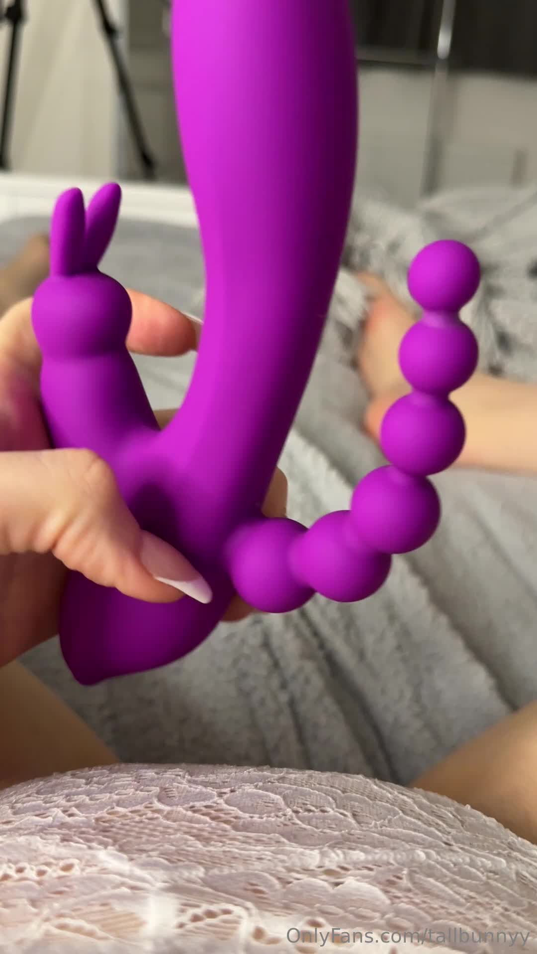 Video 1396056 from Katie Woolls / tallgirlkatie