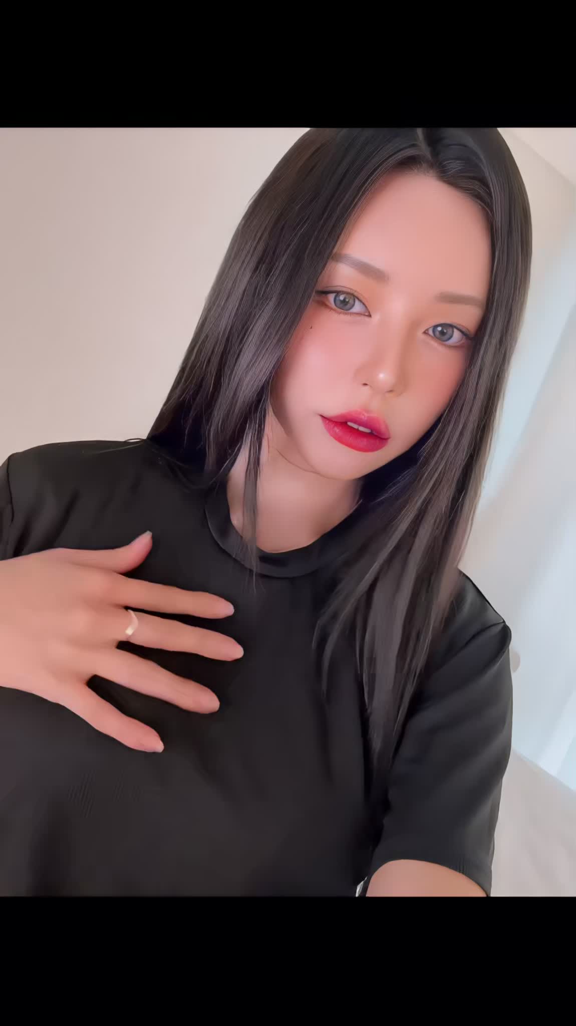 Video 1396630 from h___rvn | rvn1015 | 동그란 | Dongeuran