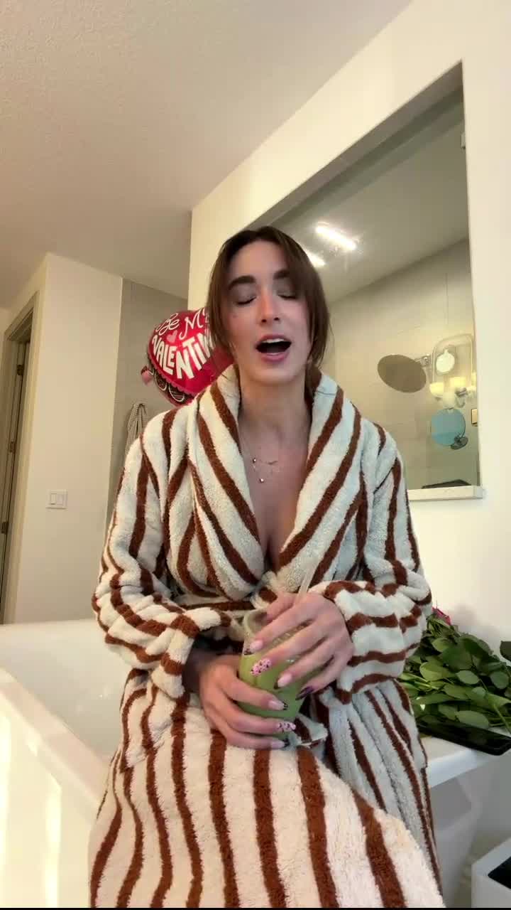 Video 1397775 from Natalie Roush