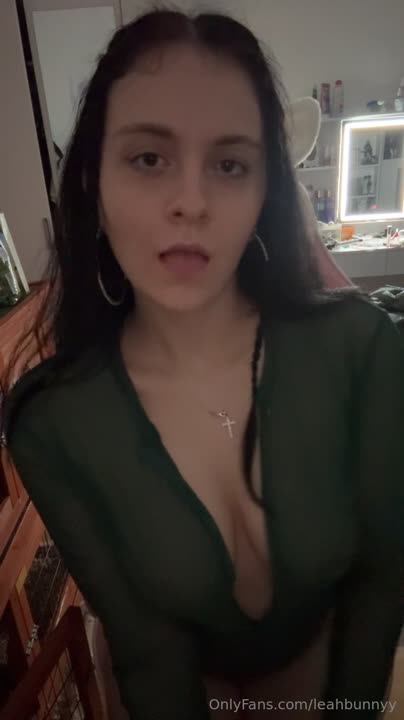 Video 1406799 from leahbunnyy