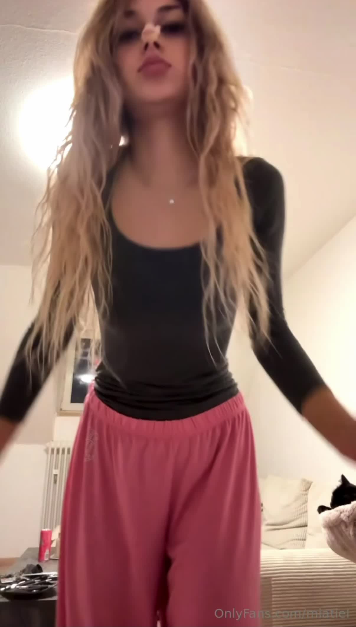 Video 1406849 from Mia Tiel
