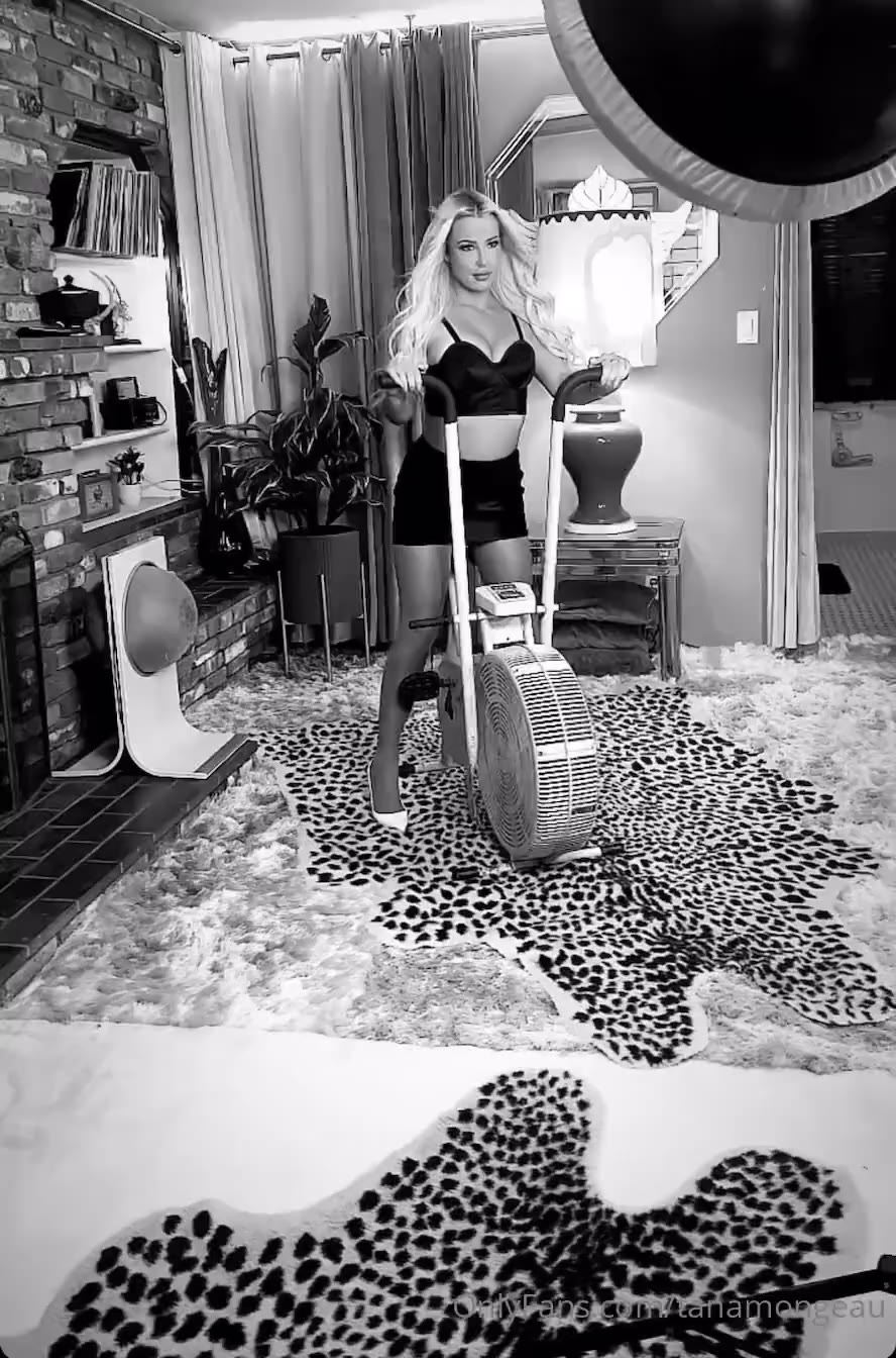 Video 106323 from Tana Mongeau