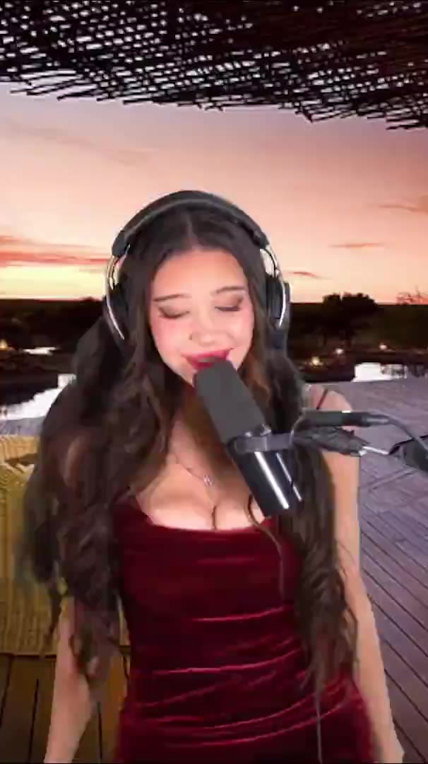 Video 87453 from Lydia Violet