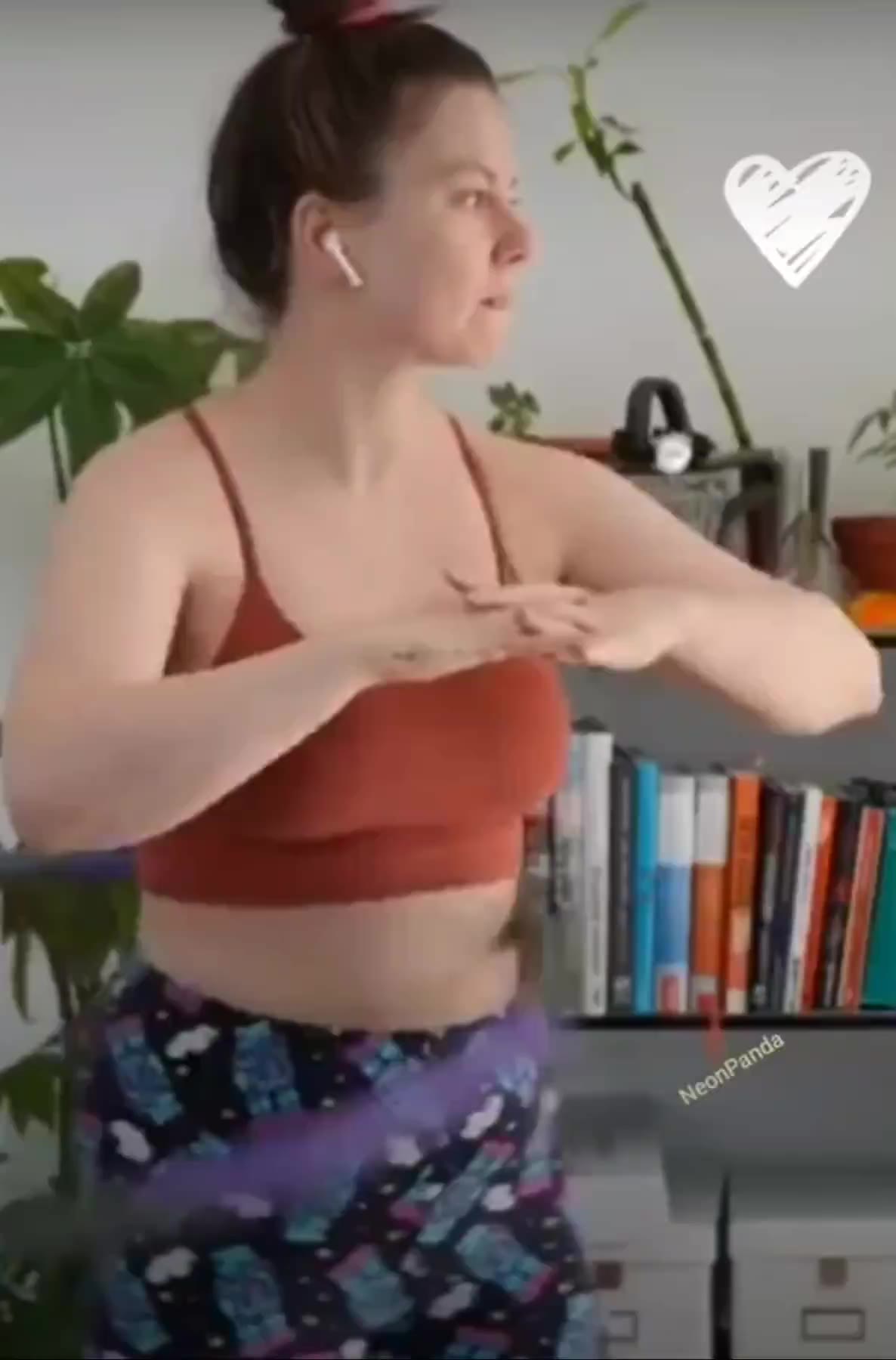 Video 85863 from KellyMissesvlog