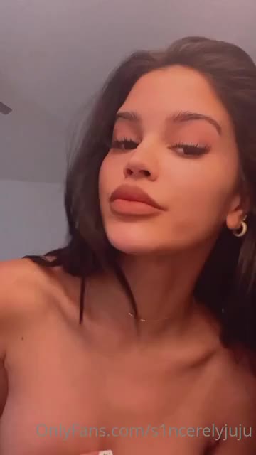 sincerelyjuju — Nude In Bedroom thumbnail