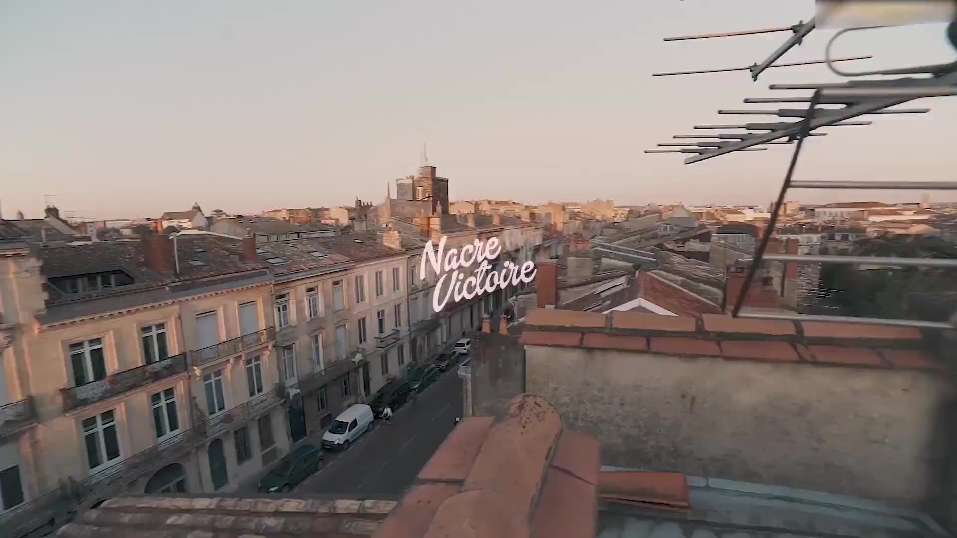 Video 77086 from Nacre Victoire