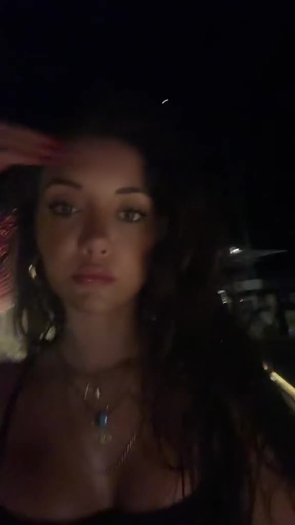 Video 1415580 from Merve Özkan