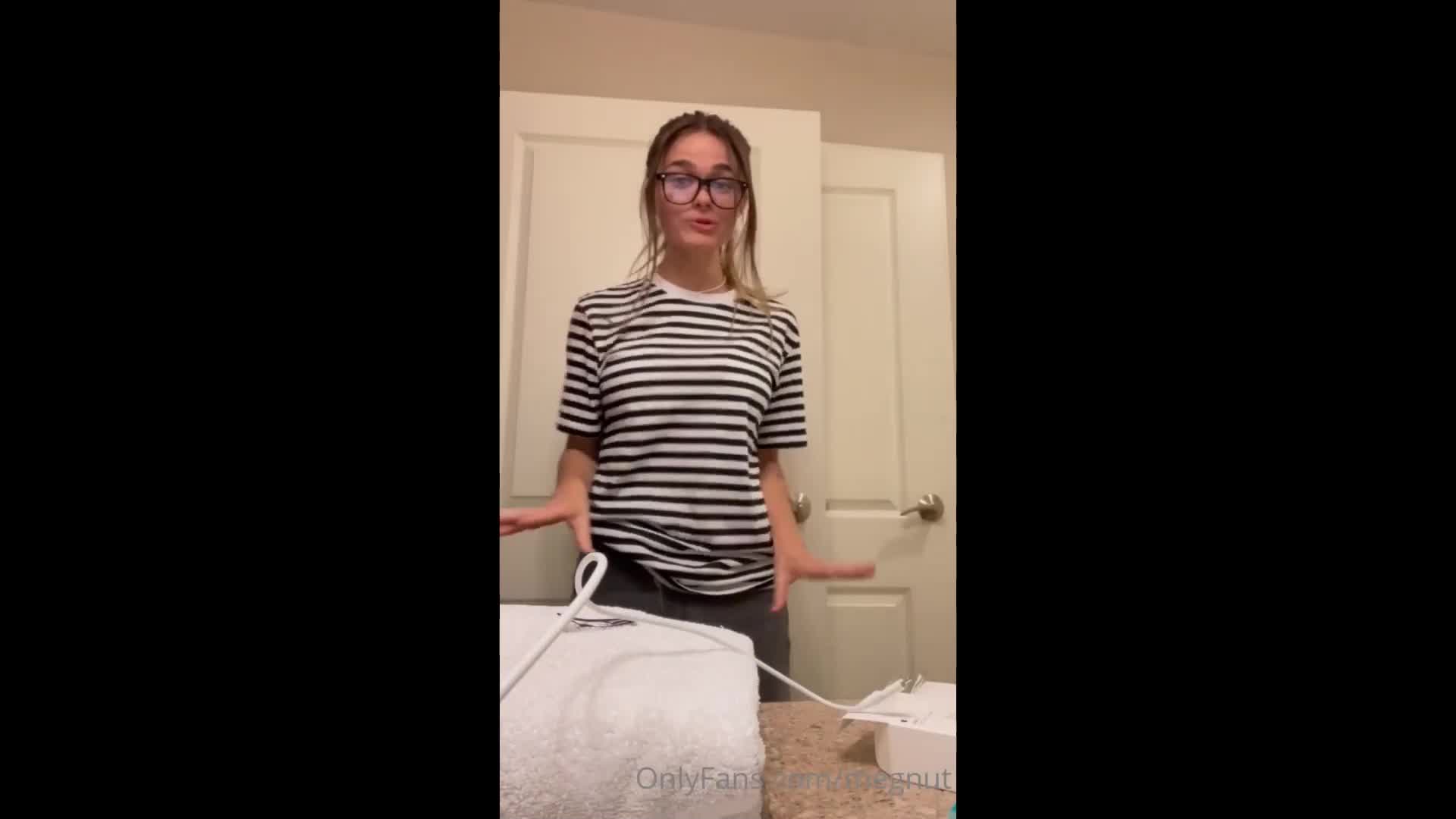 Video 1418305 from Megnut