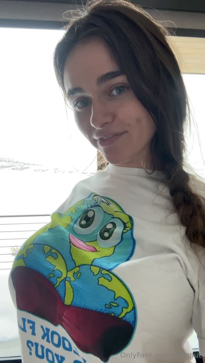 Video 1418362 from Megnut