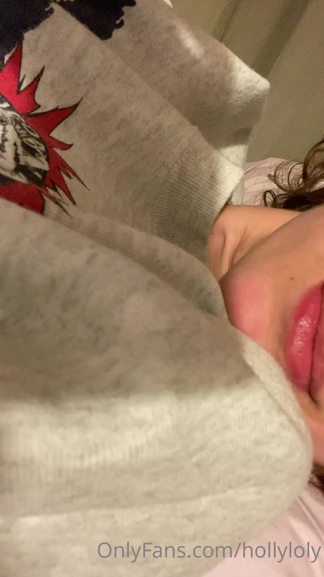 Video 1419734 from Hollyloly
