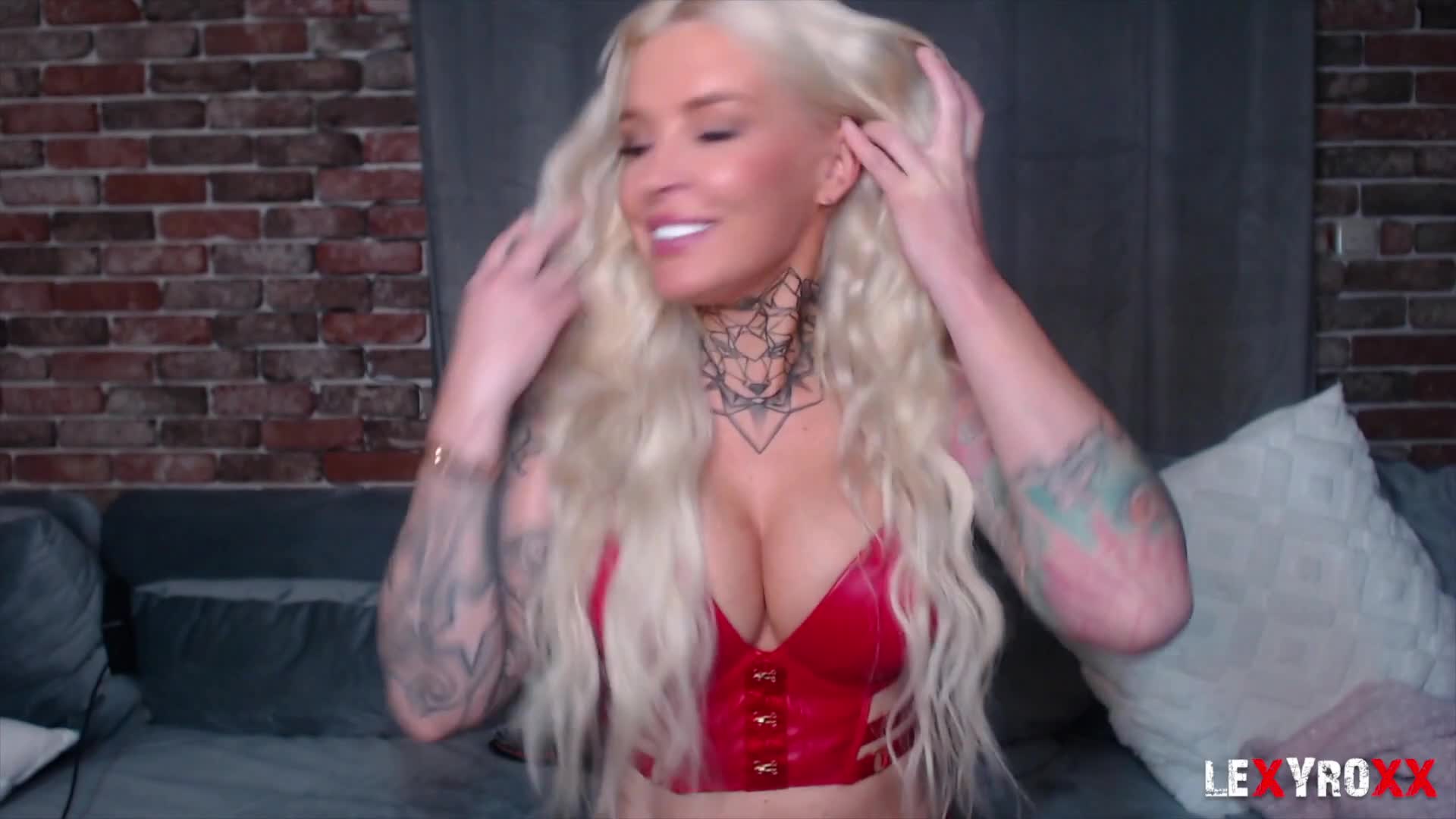 Video 1421696 from Lexy Roxx