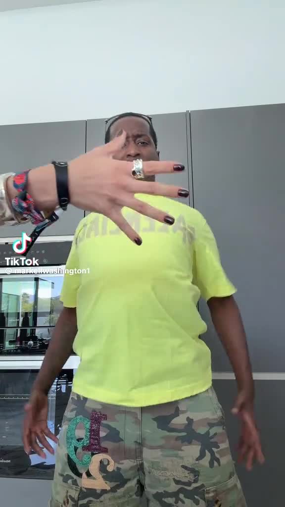 Video 1422735 from Charli D’Amelio