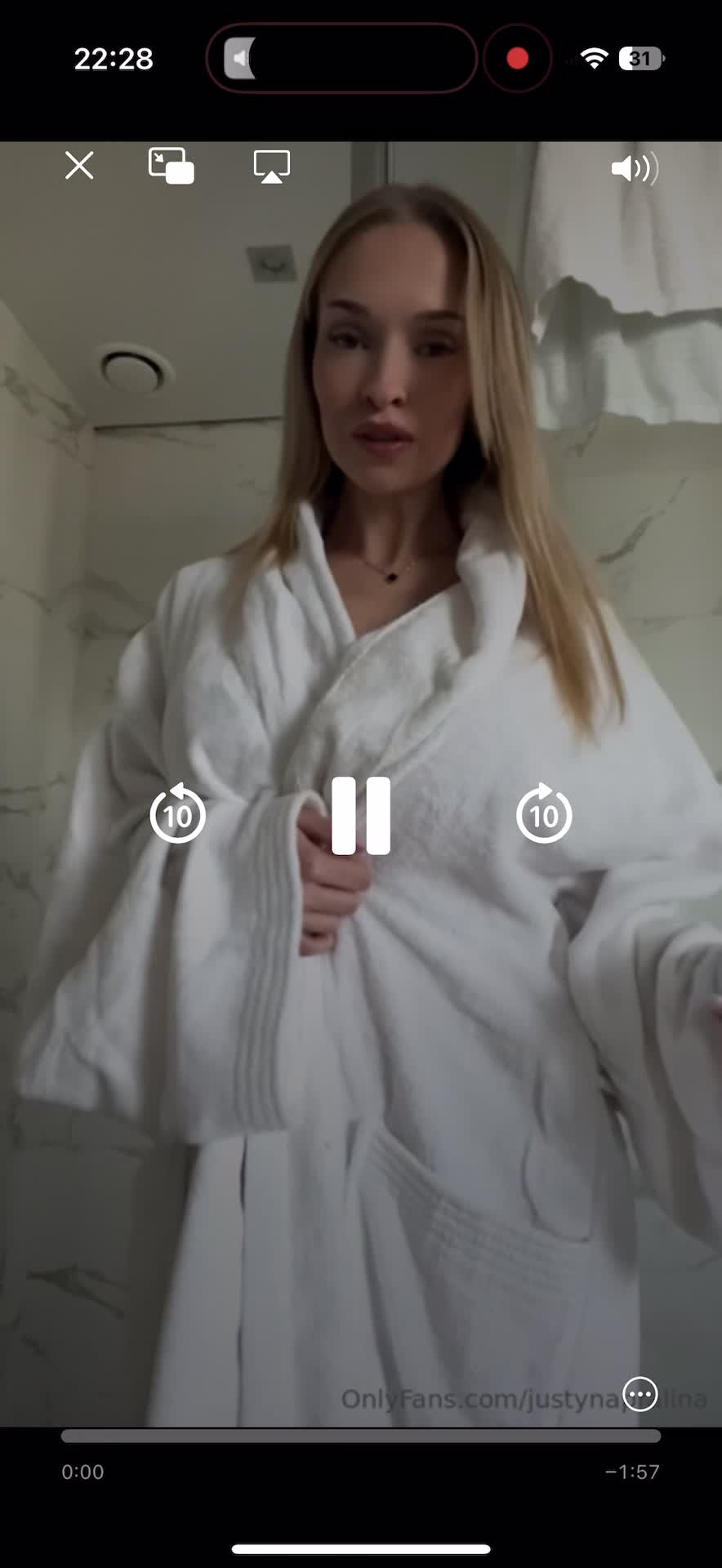 Justynapralina — Nude In Bedroom thumbnail