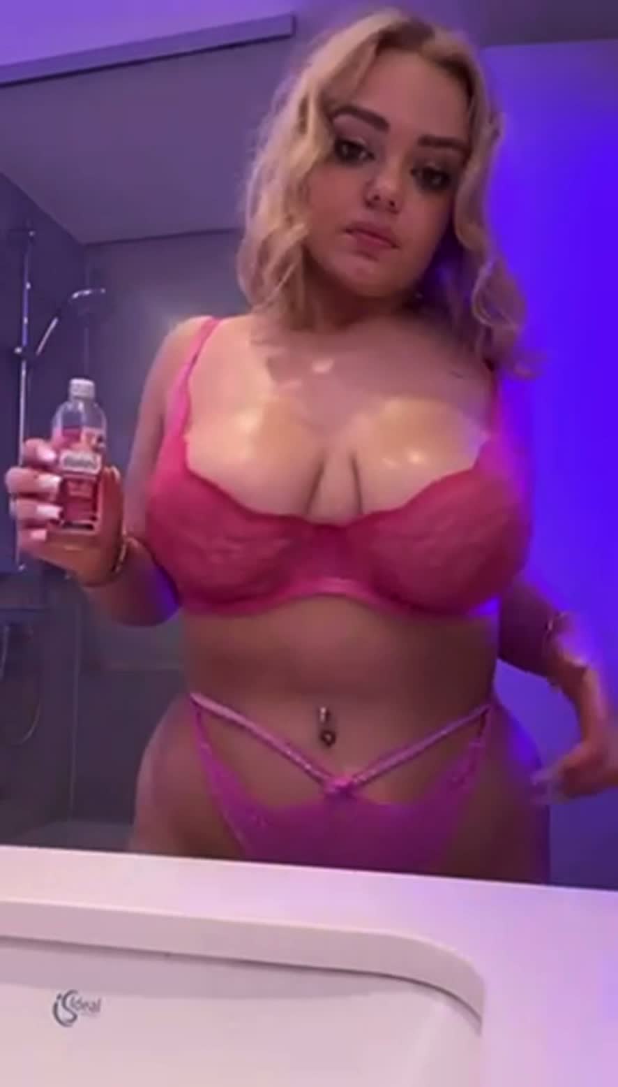 Video 1425875 from Yolosi