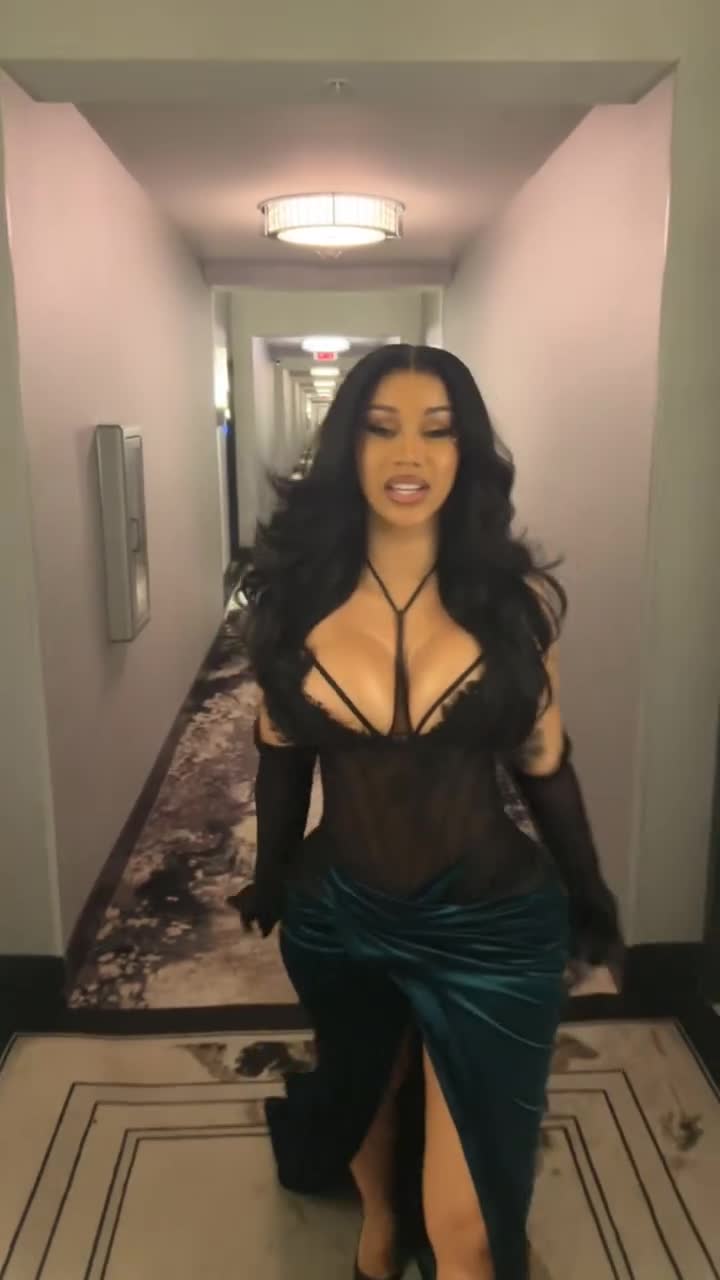Video 1426144 from Cardi B