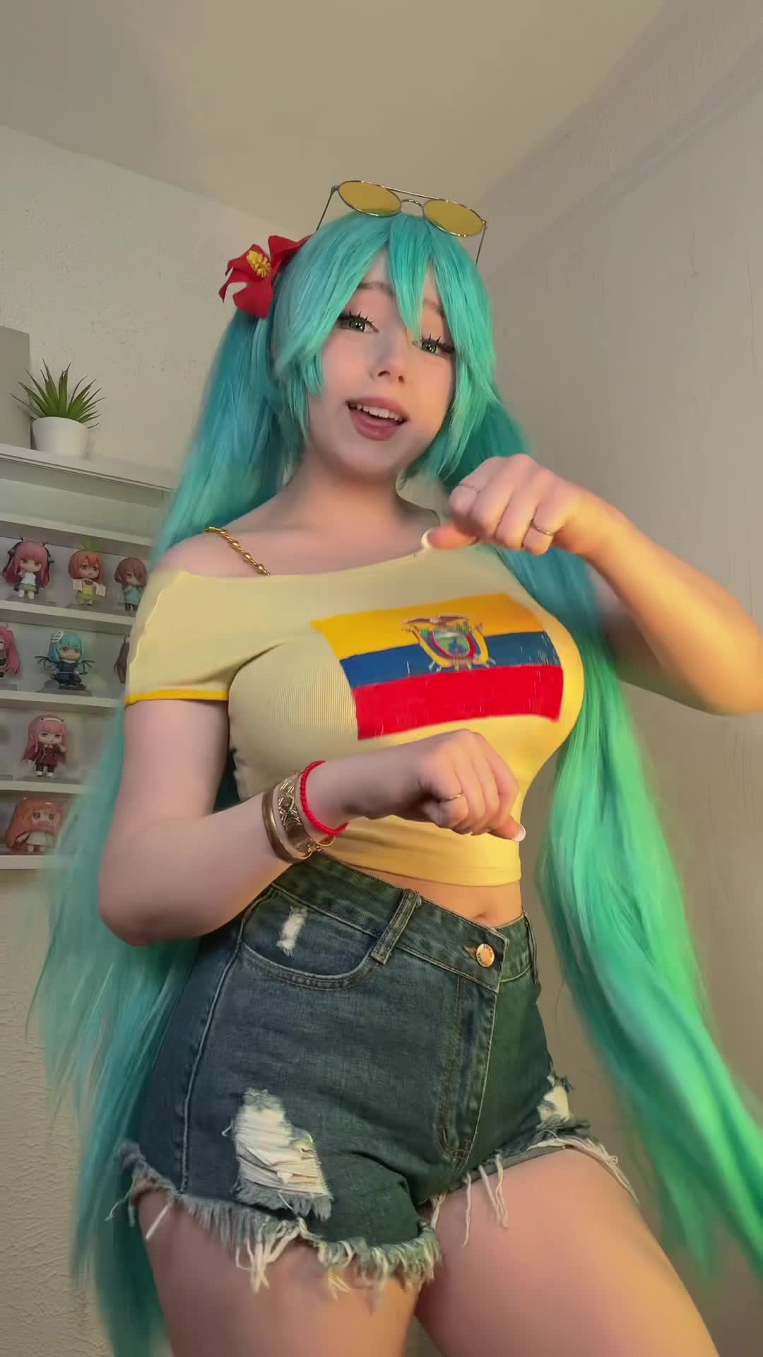 Video 1429384 from Upminaa
