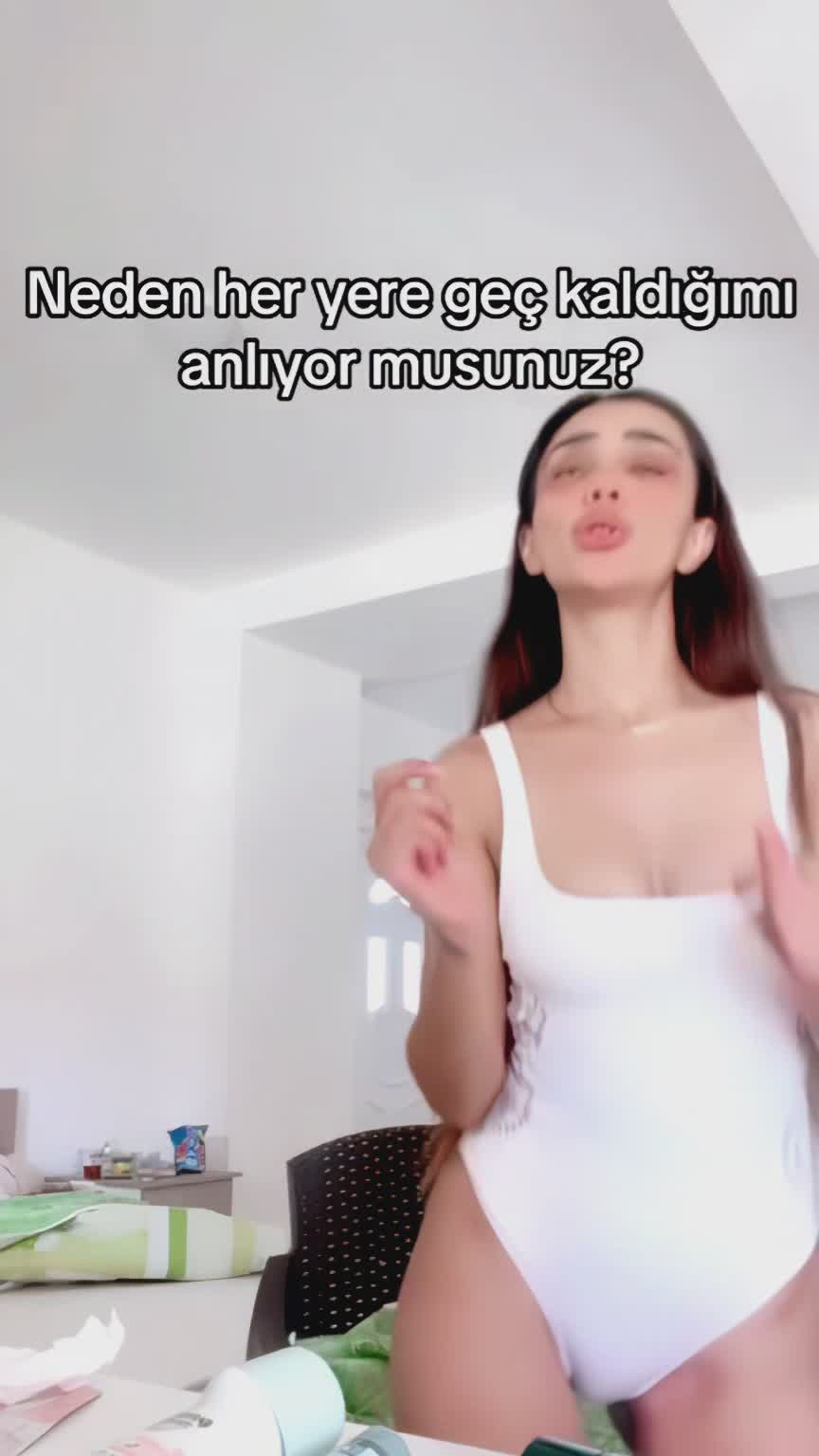 Video 1429805 from Kübra "Miranda" Çamlıbel
