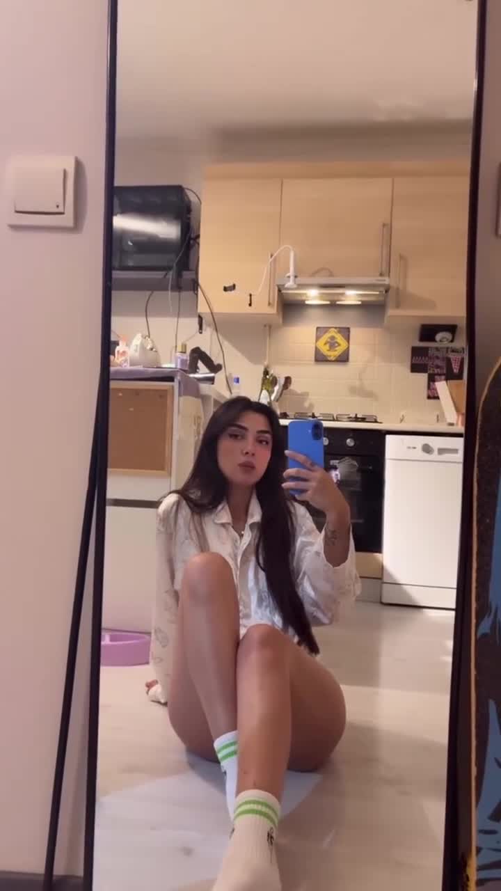 Video 1429829 from Kübra "Miranda" Çamlıbel