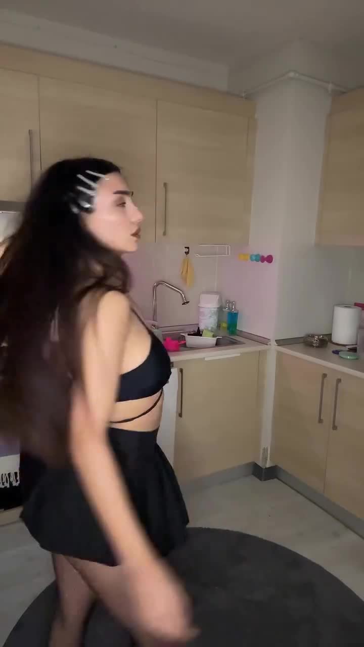 Video 1429835 from Kübra "Miranda" Çamlıbel